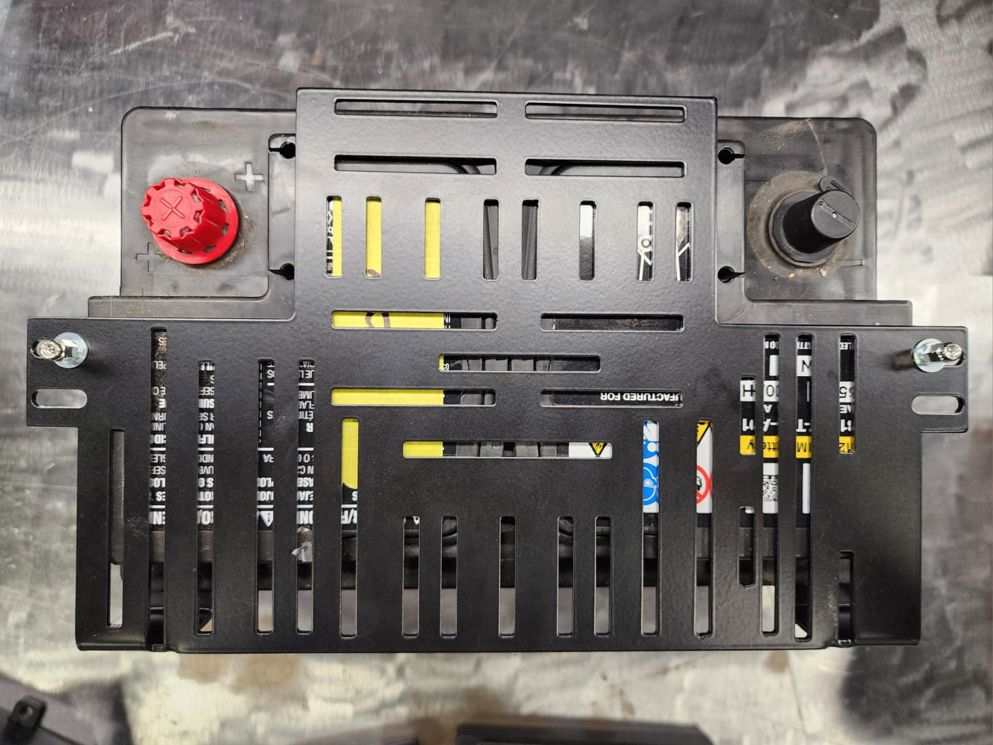 Group 48 Battery Deck