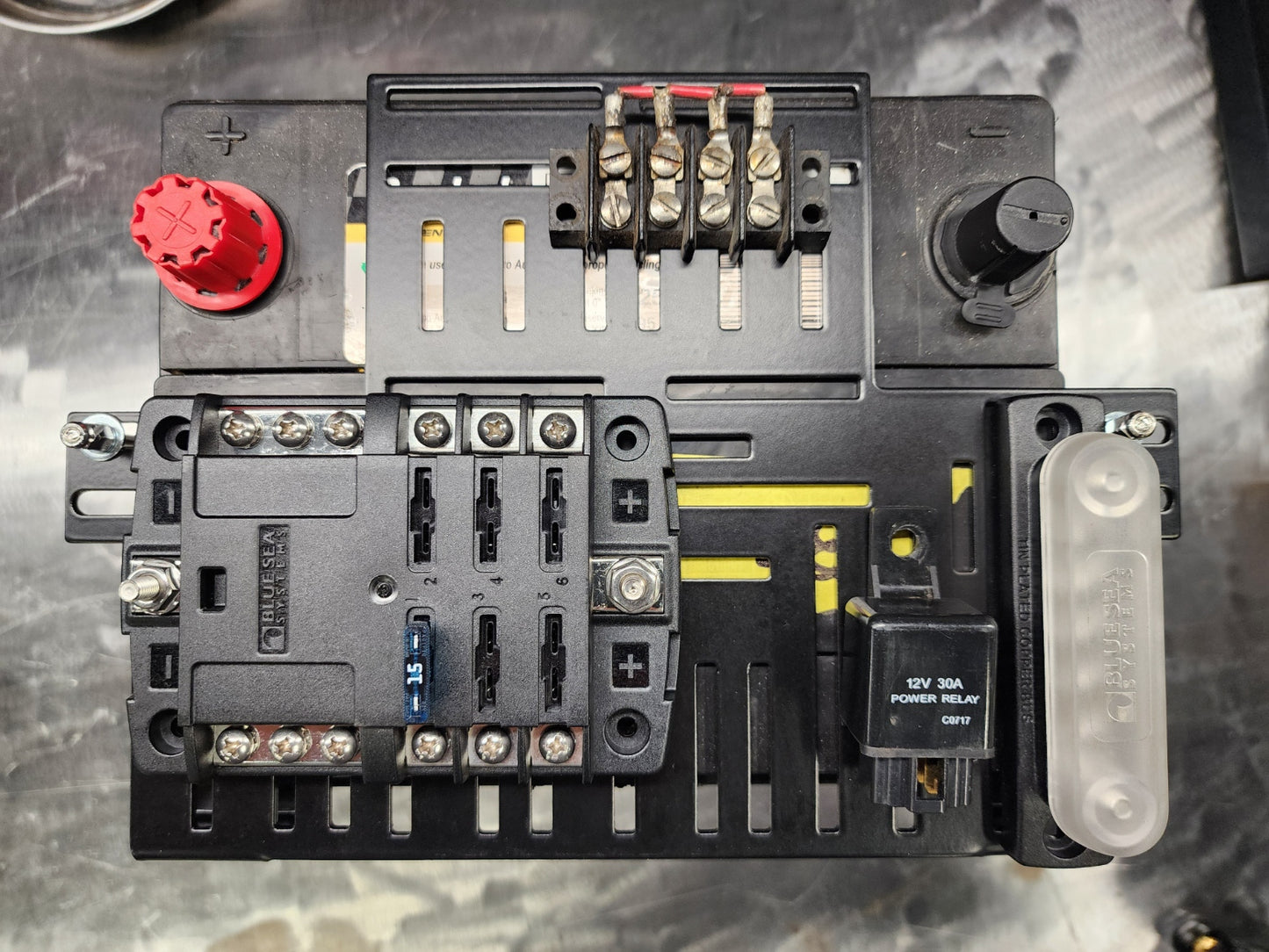 Group 85 Battery Deck