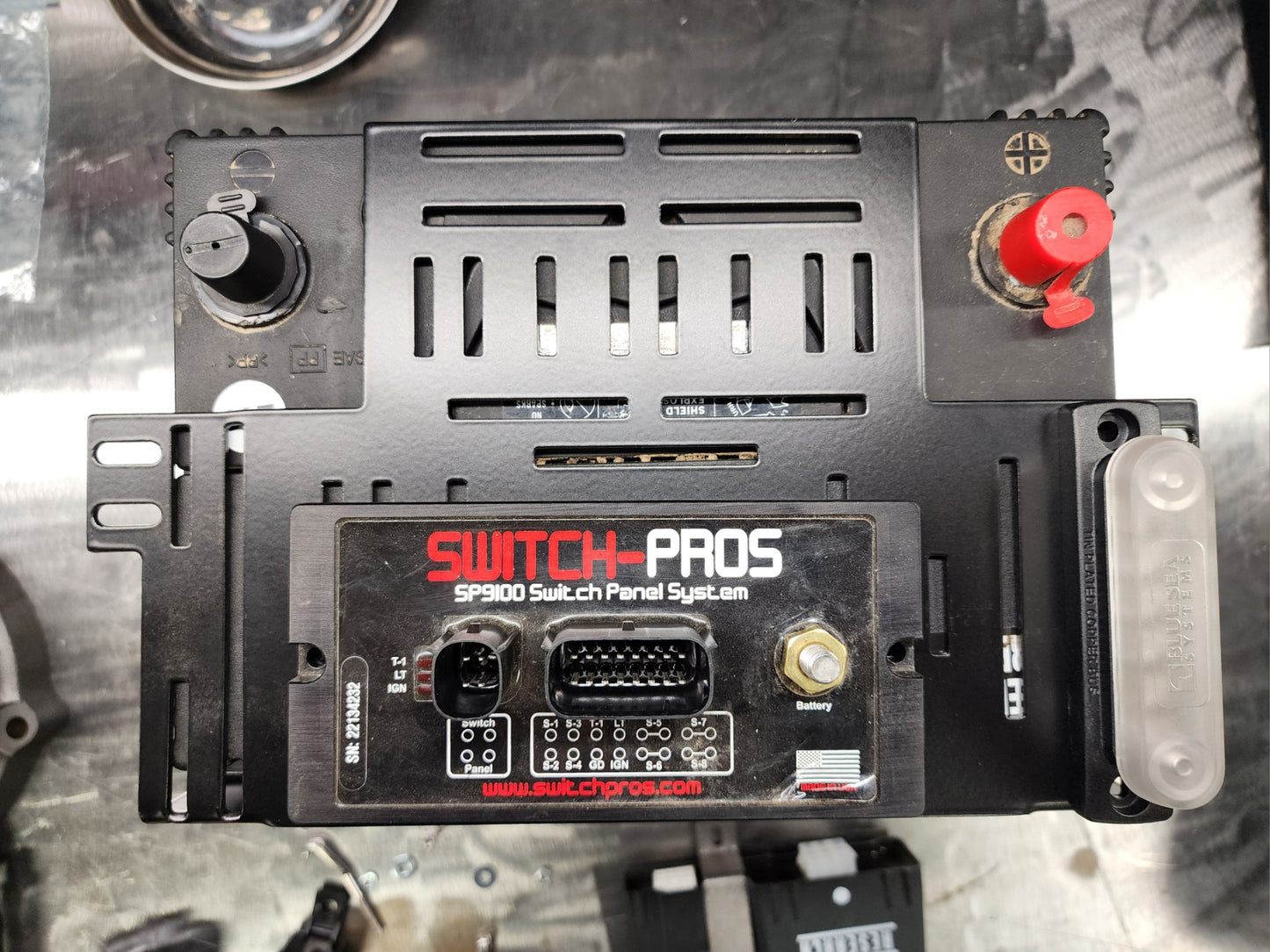 Group 24/24F Battery Deck