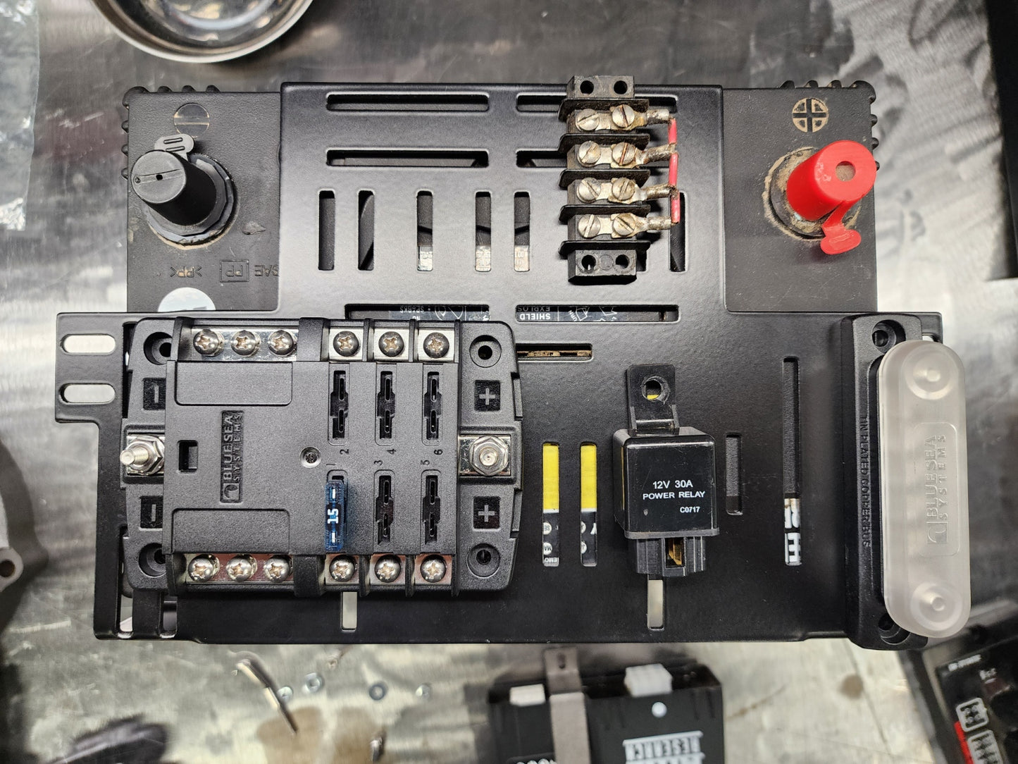 Group 24/24F Battery Deck