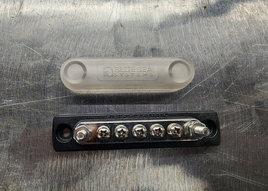 Blue Sea BusBar 5 screws and a cover