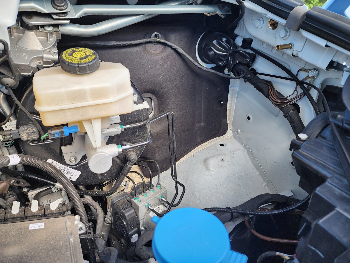 The Engine Grid Mercedes Sprinter Van (FIREWALL 2PC)