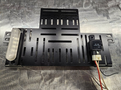 Blue Sea BusBar 5 screws and a cover